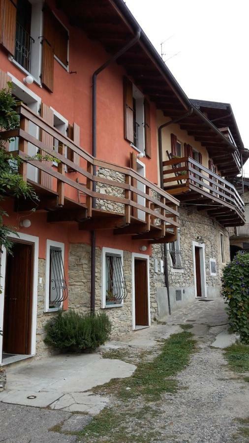 Lakes & Hills Villa Nebbiuno Exteriör bild